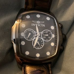 Invicta Watch Brown Lupah Model No. 14545. New. Needs new battery.